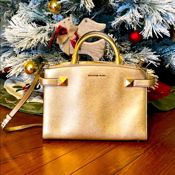 Michael Kors Handbags - Michael Kors Purse